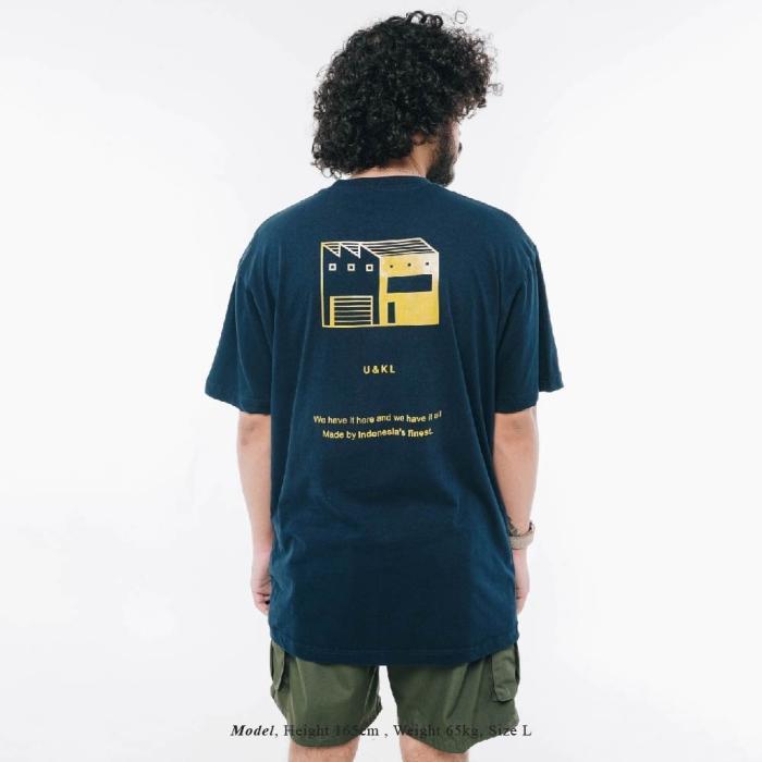 UNKL347 Kaos Pria Lengan Pendek Warna Navy Motif NVNV BEST PRICE