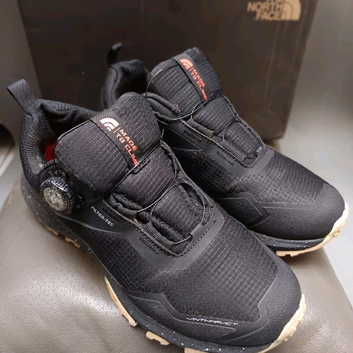 Sepatu Trail Run by TNF X Vibram size 41 - Sepatu Trail Run
