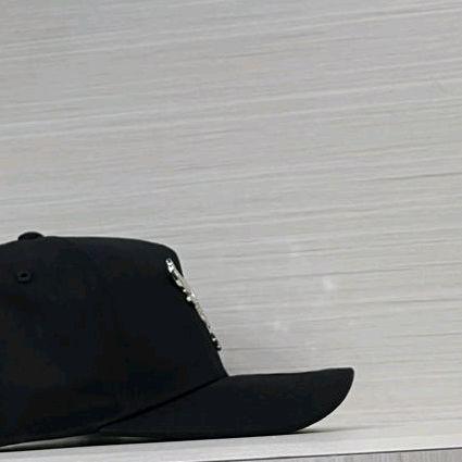 Topi Baseball Banteng Hitam Besi Silver