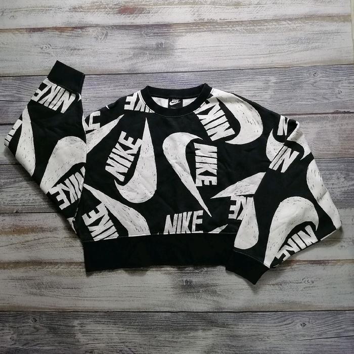 Jaket Nike crewneck full motif croptop wanita hitam branded