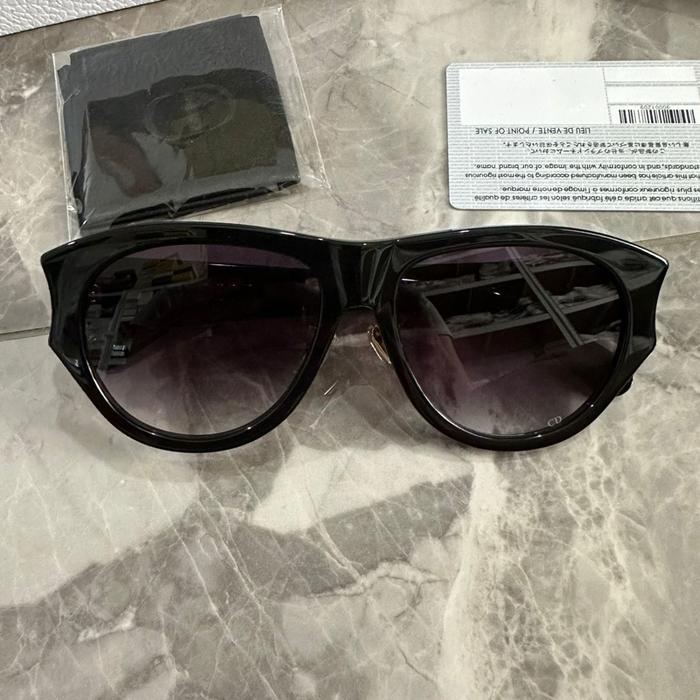 Dglow a1f black ghw sunglasses