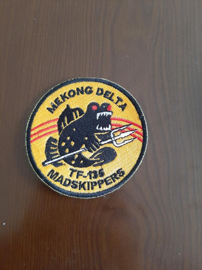 Mekong Delta TF - 135 Mad Skippers Warna Kuning Strip Hitam Merah