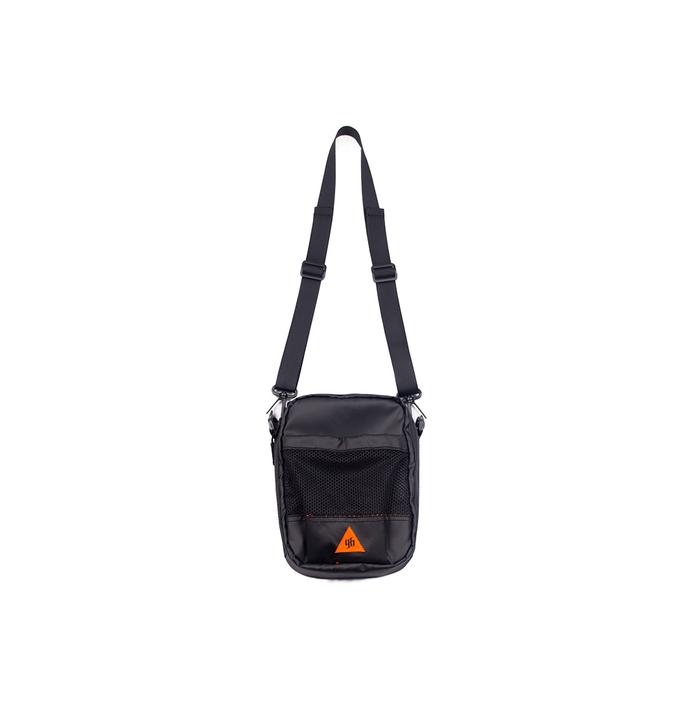 HUSTED TAS SELEMPANG HUSTED RUZAREN SLING BAG BLACK