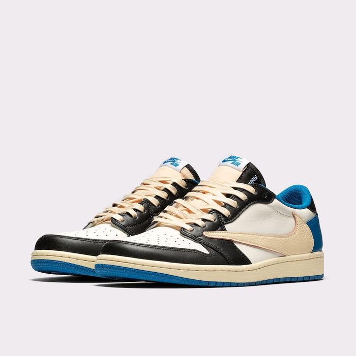 AJ1 LOW X TRAVIS SCOTT FRAGMENT SIZE 43 INSOLE 27,5CM Shoes Casual Pria Sneakers Wanita Kasual
