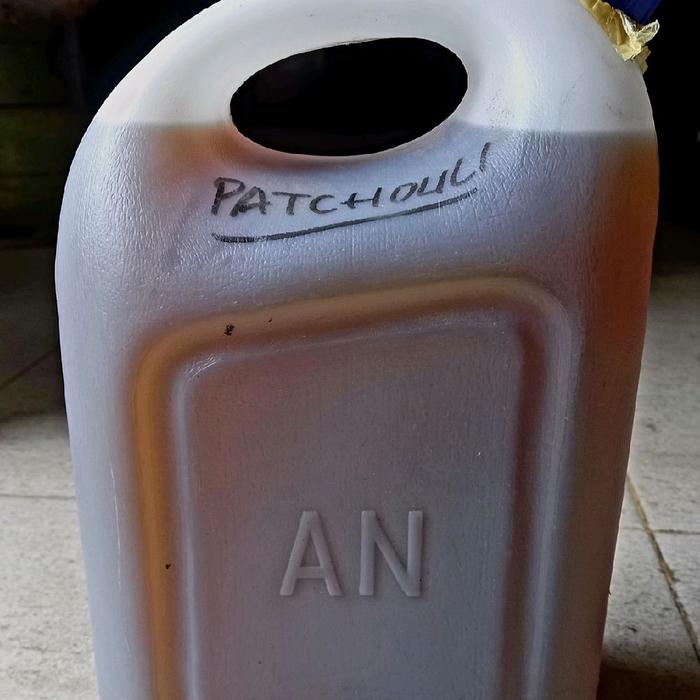 MINYAK NILAM Aroma Terapi Patcouli Curah 1 Liter Murah dari AN Brand