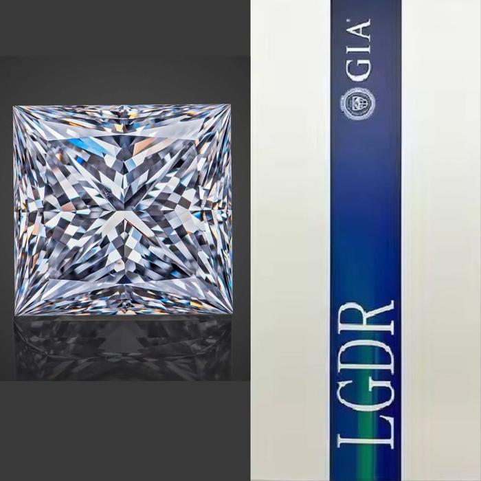 Berlian Lepasan CVD Lab Grown Diamond Princess Shape Sertifikat GIA. Size Mulai 0.3 Carat
