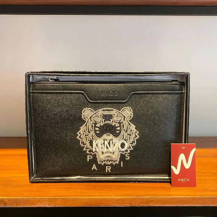 Amica Clutch KNZ 8401 Pria Tas Tangan Pria dengan Logo Harimau Keren dan Stylish