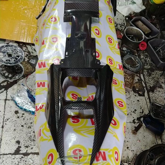 Spakbor Belakang Fender R15 V3 Caon