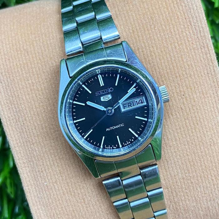 SEIKO 5 Ladies Black Dial Automatic 4206-0322 Watch Vintage Jam Tangan Antik