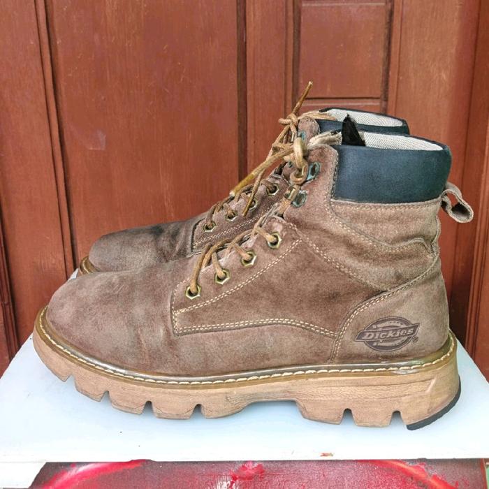 SEPATU BOOTS DICKIES size 40