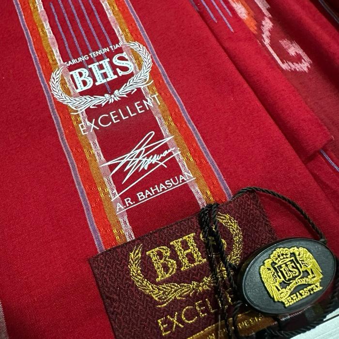 BHS Sarung Excellent Lawas Bertanda Tangan Grade Gold dengan Desain Eksklusif dan Kualitas Terbaik