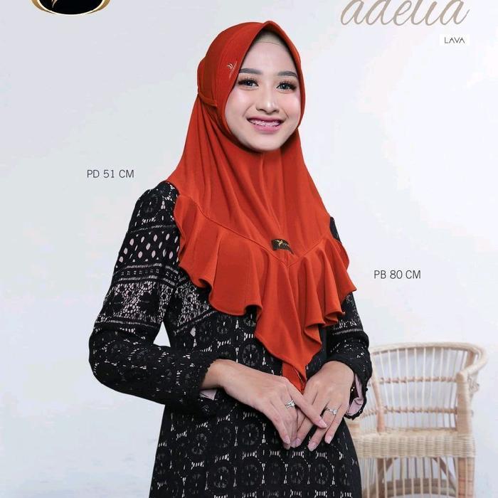Bergo Adelia ORI by Yessana | Jilbab Instan Bergo Muslim Desain Rumbai Bagian Depan  Detail Tali di 