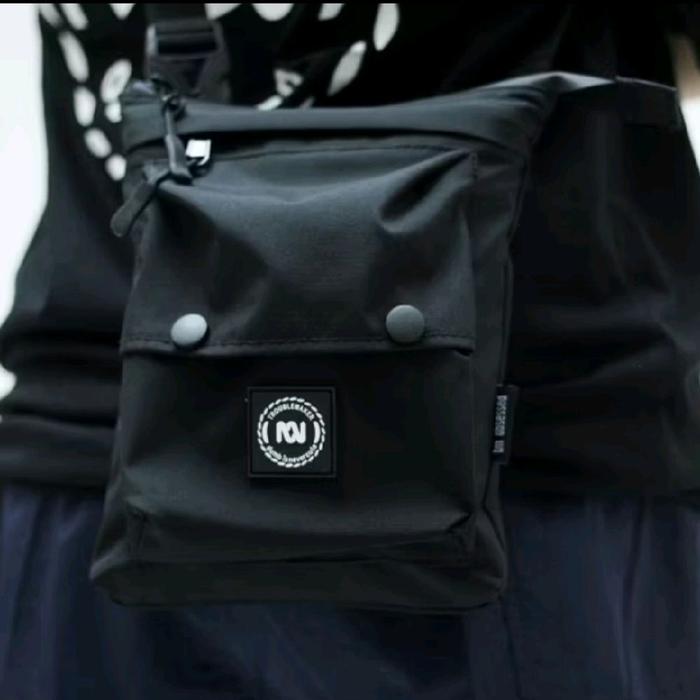 Troublemaker Slingbag - Garwen Black - Tas Selempang