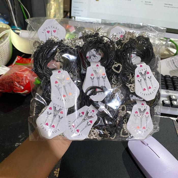 1BAL-144PCS GELANG KOREA ANAK WARNA HITAM ( BAL GROSIR )