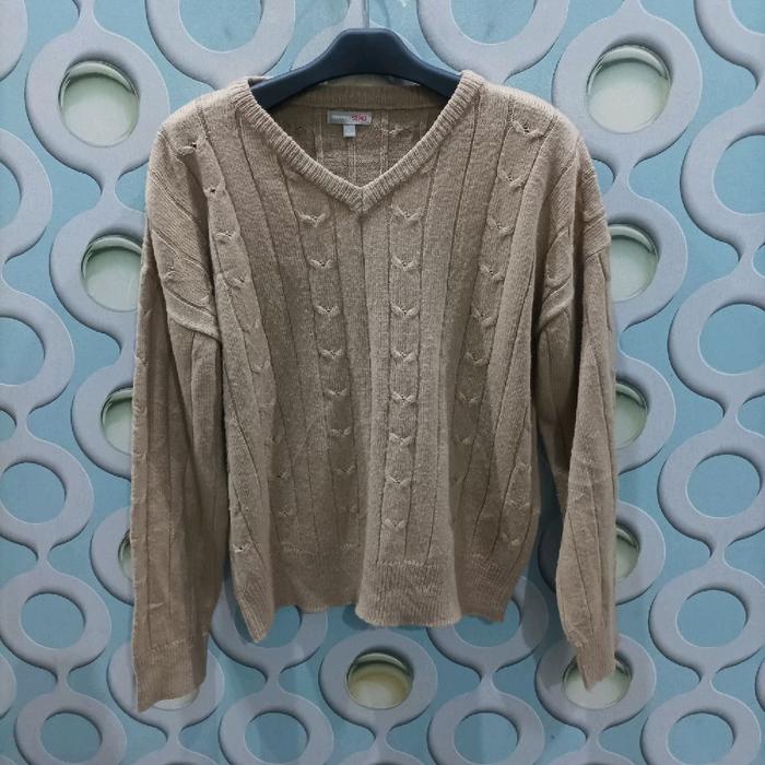 SWEATER RAJUT WANITA SPAO SIZE M SW023