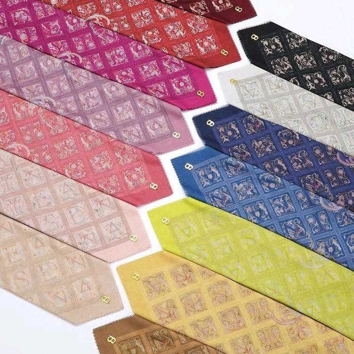 Jilbab motif buttonscarves/Jilbab buttonscarves kw/Segiempat buttonscarves