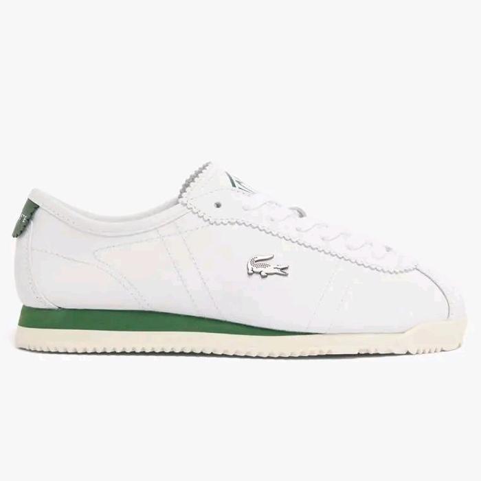 LACOSTE Women's Club-Low Leather Sneakers Original Sepatu Kasual Wanita