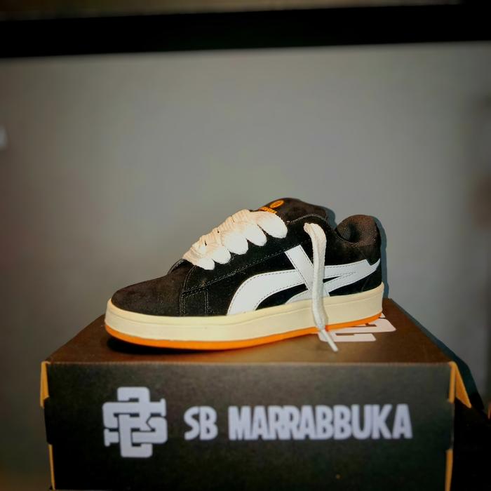 Sepatu skate casual tktn bahan suede basic hitam black putih pria wanita fashion kasual shoes lokal 