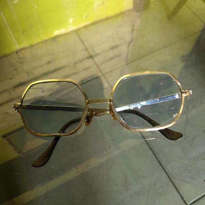 kacamata Strong vintage 18 KGP