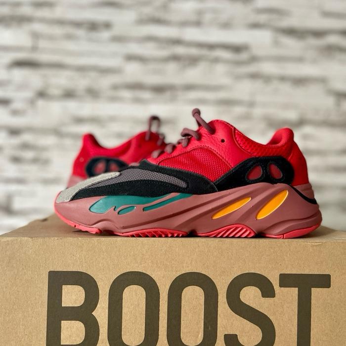Adidas yeezy 700 V1 Hi-res red sneakers