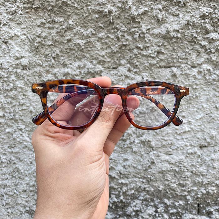 KACAMATA KATARSIS - LEOPARD CLEAR