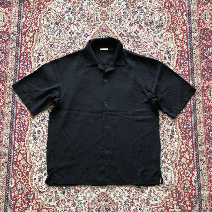 Kemeja Gu open collar shirt Size S Gu japan work shirt HI100