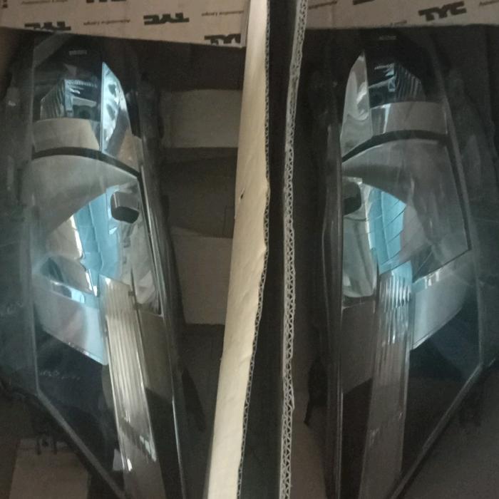 lampu depan vios gen3 1set