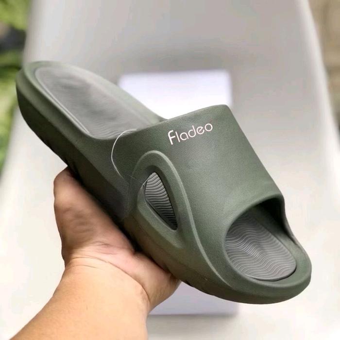 Sandal Slope Fladeo Terbaru Ukuran 39-44 untuk Pria - Shoes Selop Sendal Wanita Karet Pink Putih pri