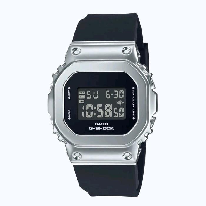 CASIO G-SHOCK GM-S5600-1DR series metal square ladies digital dial black resin band
