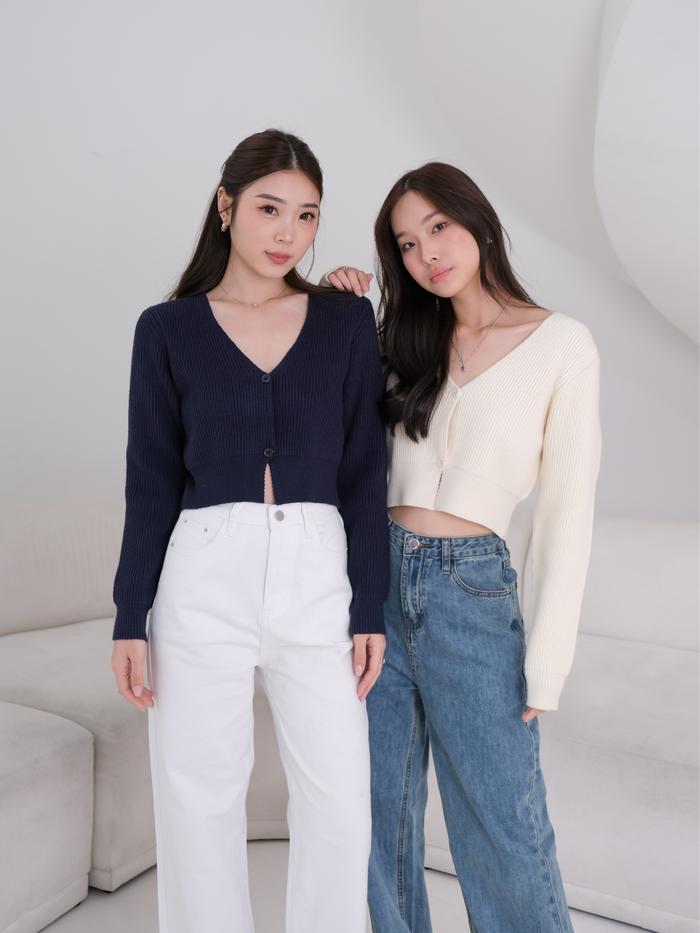 Kiyorawears - Mu Fen Two Button Crop Cardigan / Outer Knit / Cheongsam Blouse / CNY Top / Atasan Raj