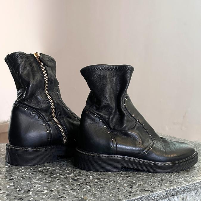 Giuseppe Zanotti PRELOVED Leather Boots Ukuran 40 women Kulit Hitam