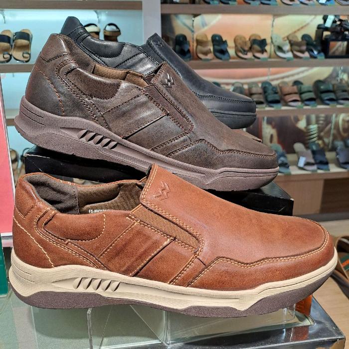 sepatu kulit casual pria watchout Shoes Kerja Karet Pantofel
