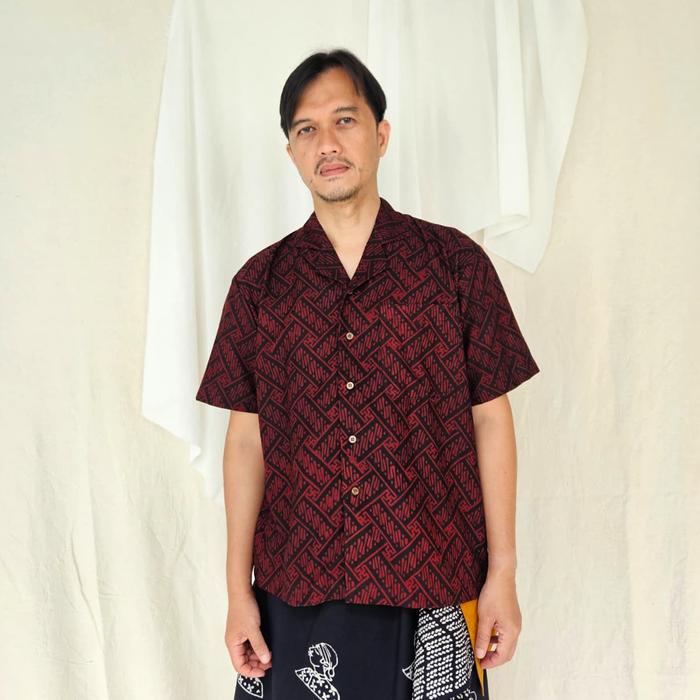 Priyanto Shirt/ Batik Kerton/ Hitam Merah