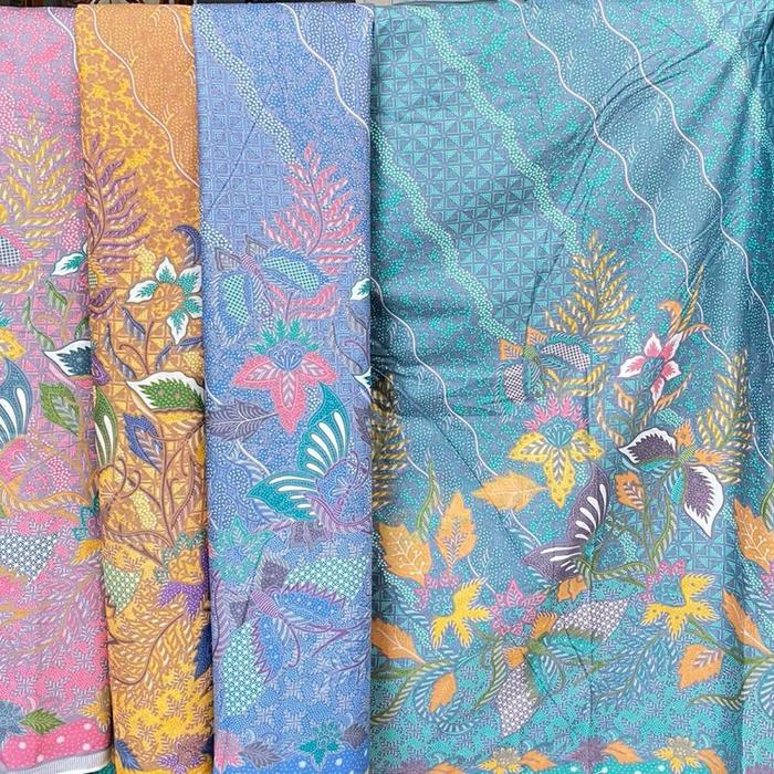 Kain Batik Katun Printing Encim Cibulan Semitulis kain batik katun kain jarik batik kain batik soft 