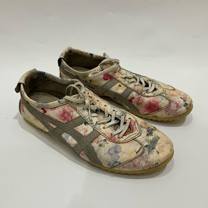 sepatu onitsuka tiger sakura original jepang Sneaker