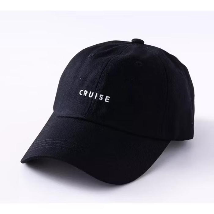 Topi Hitam dengan Tulisan CRUISE - Desain Trendy dan Nyaman untuk Penggunaan Sehari-hari