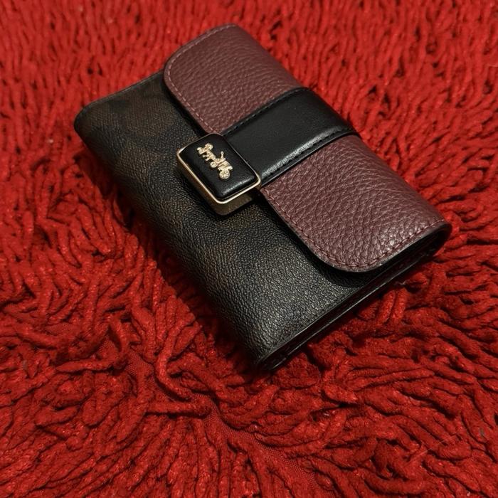 coach wallet medium grace original like new