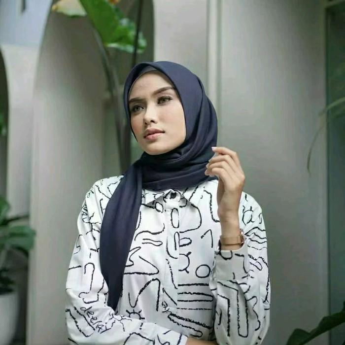HIJAB DEENAY SEGI EMPAT LIZA NAVY