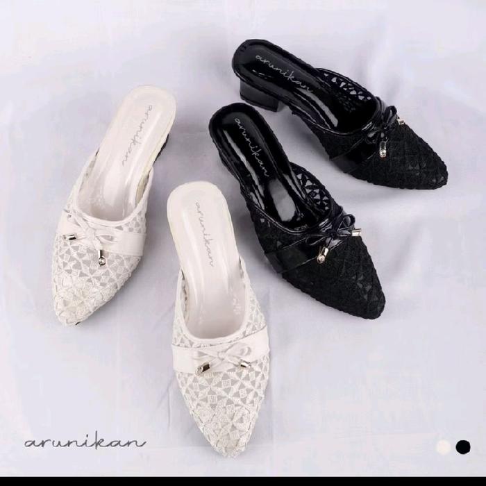 Heels brokat wanita | heels Pesta wanita | wedges pesta wanita Pita Tengah Hitam Putih