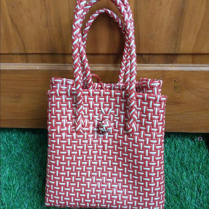 Tas Jali kombinasi warna merah dan putih