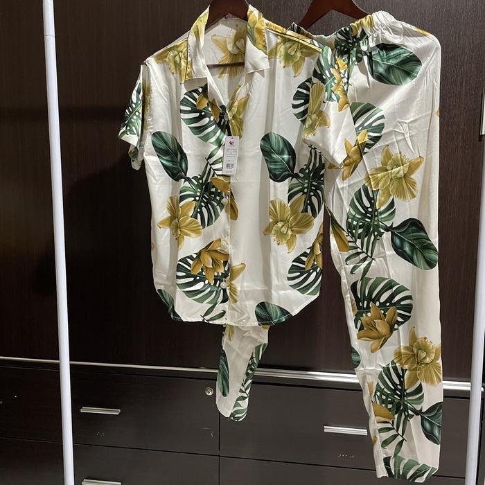 Wacoal Piyama 2 Pieces Set Celana Panjang / Pendek Silk Baju Tidur