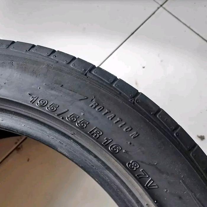jual ban seken berkualitas merek Achilles ukuran 195/55 R16 kondisi tidak ada benjol atau retak dija