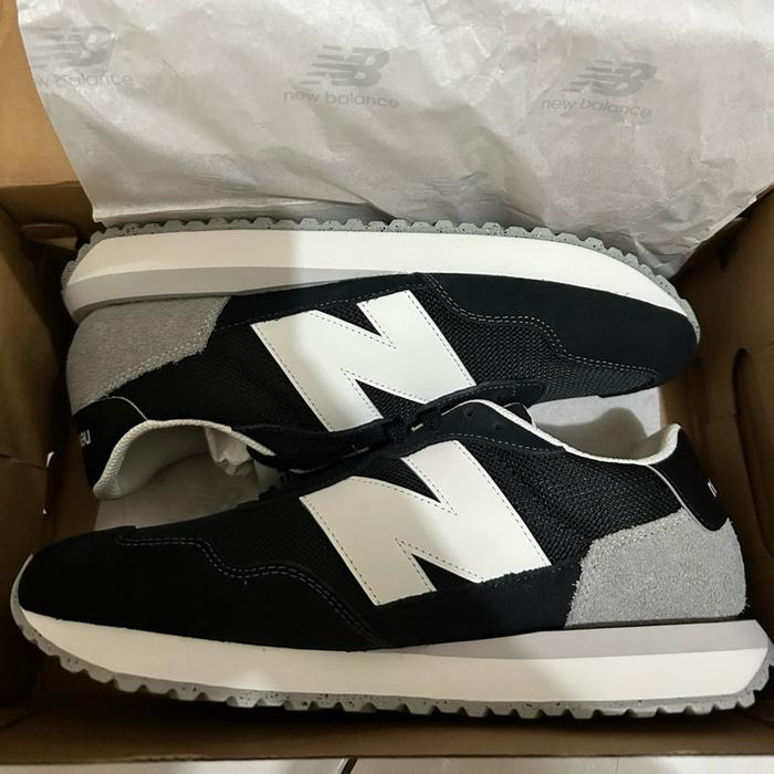 New Balance NB MSK237lbk Sepatu Baru Ukuran 44.5 Hitam Putih Desain Klasik dan Nyaman
