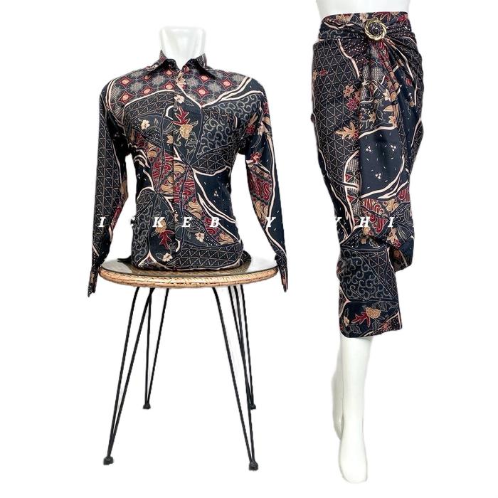 Hameedah - Kemeja Batik Pria Lengan Panjang Couple Motif Rok Lilit untuk Wisuda dan Lamaran Katun Ba