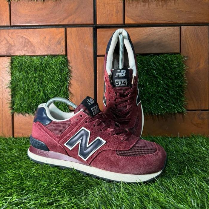 New Balance 574 red good condition