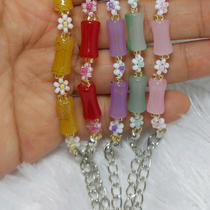 Gelang Manik Daisy Bambu .