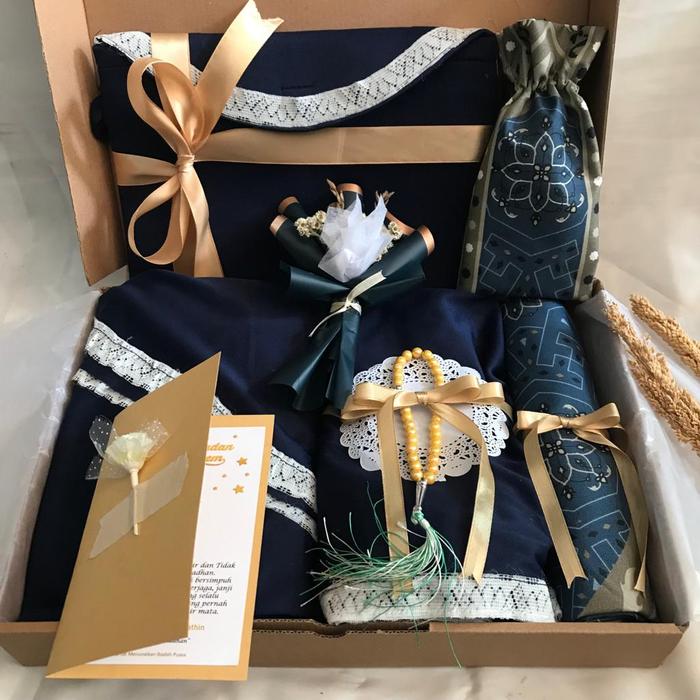 HAMPERS MUKENA  LEBARAN - MUKENAH DEWASA - KADO MUKENA JUMBO - ULANG TAHUN PERNIKAHAN - KADO PACAR C