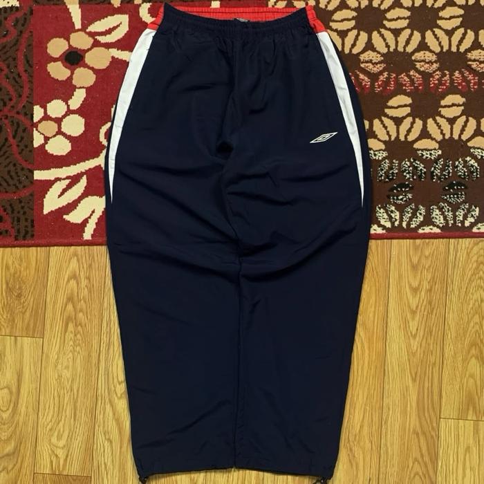 UMBRO PARACHUTE PANTS | PARACHUTE PANTS UMBRO | PARACHUTE PANTS UMBRO ORIGINAL | CELANA PANJANG UMBR