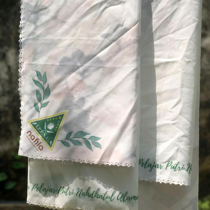 [IPPNU Hijab Design 2 in 1 *2 Motif dalam 1 Kerudung*]