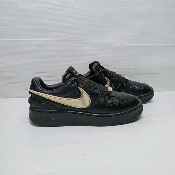 nike ambush size 42 // 265 cm,kulit,China,second